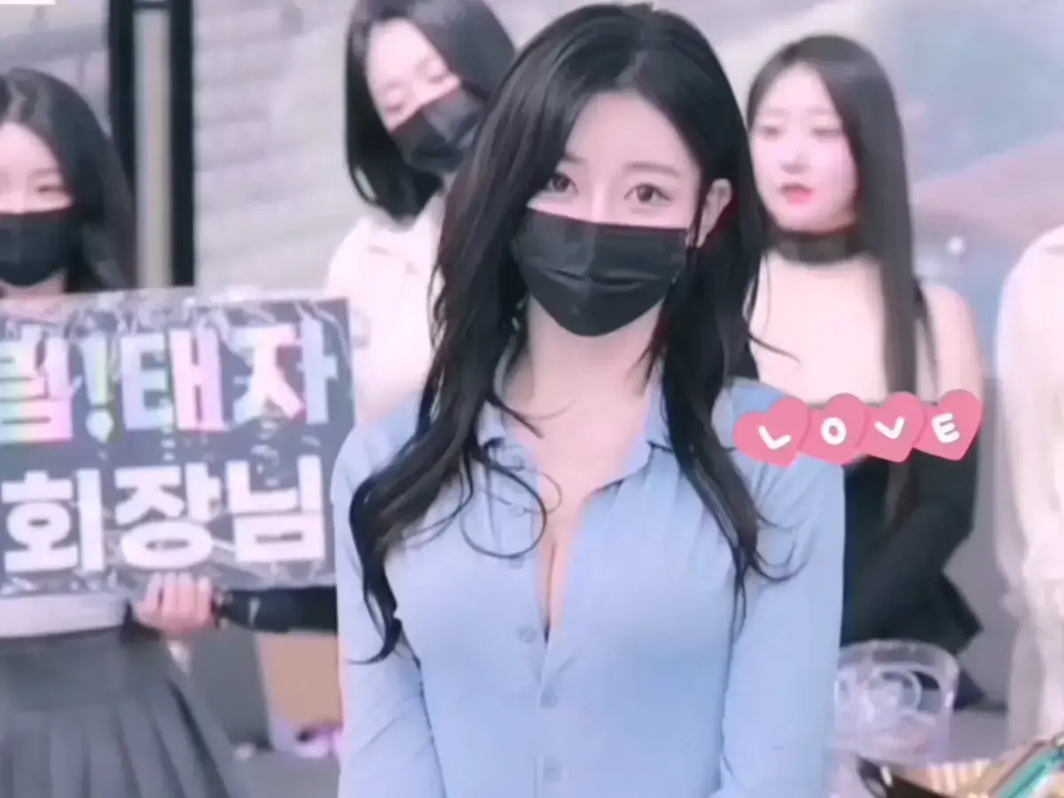 《BJ女团全员卸甲小黑屋》jinricp第五季高清无删减版-免费在线观看熊猫班全员卸甲全集