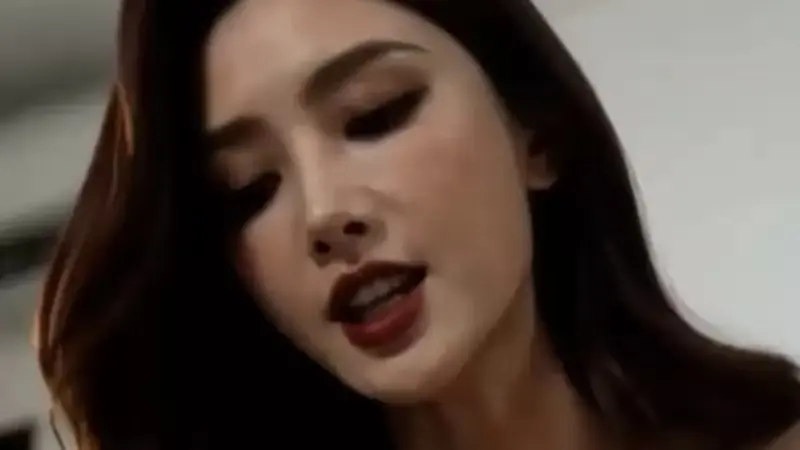 近期黑马短剧《胖哥的传奇人生》，胖哥手握本事逆风翻盘闯荡江湖，引得绝色女主心动，1 - 8集全集无删减HD高清播放！