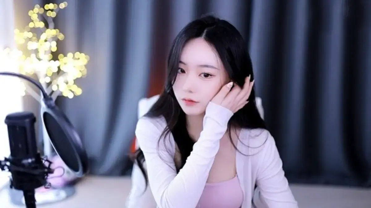 《糖心少女vlog唐伯虎系列大赏》-糖心少女vlog唐伯虎系列大赏免费观看免下载，高清身材视频资源一键解锁