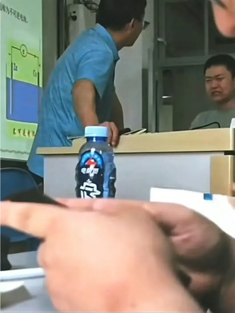 《上海二工大杀杀杀哥》事件来龙去脉