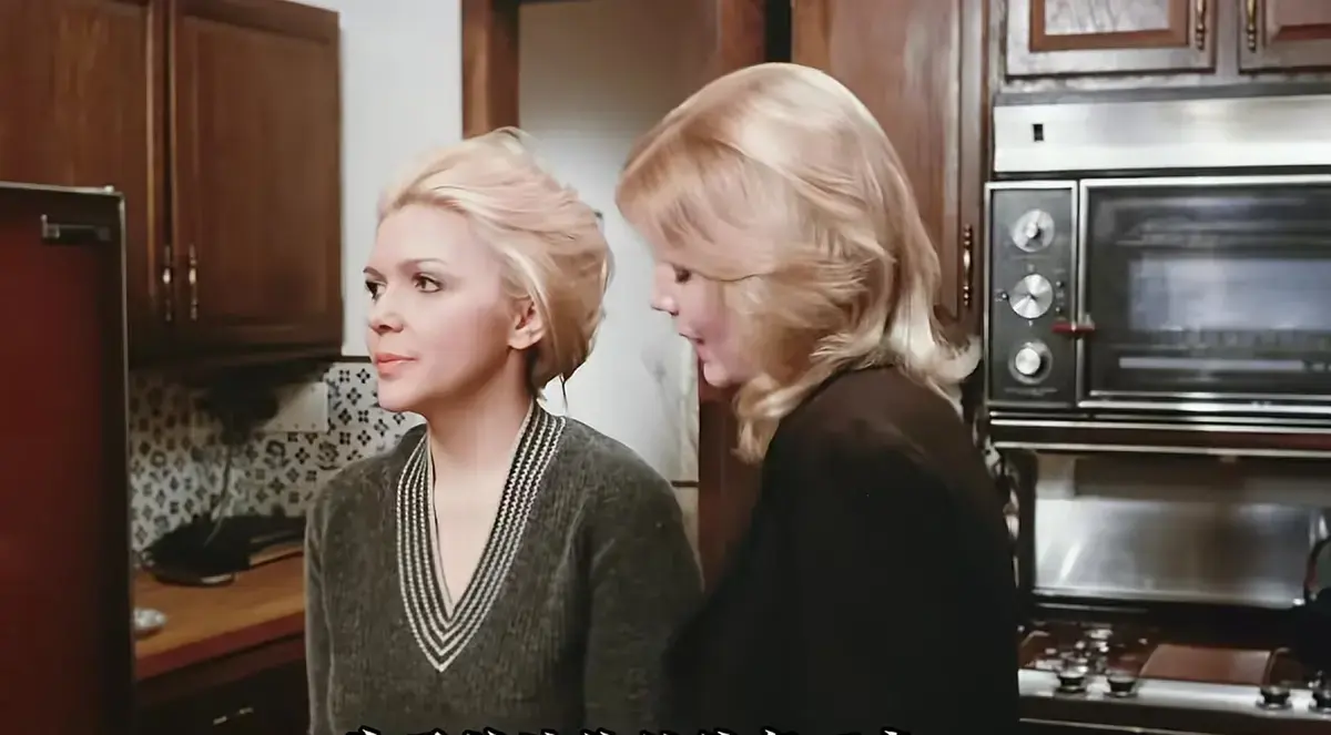独家放送《一个年轻家庭主妇的自白1974》1080P全季-未删减版震撼上线-全网免费无广告观看